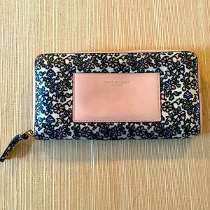 Tory Burch Floral Full Zip Wallet